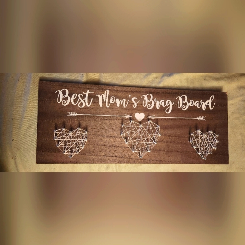 Best Mom's Brag Board with Heart Design